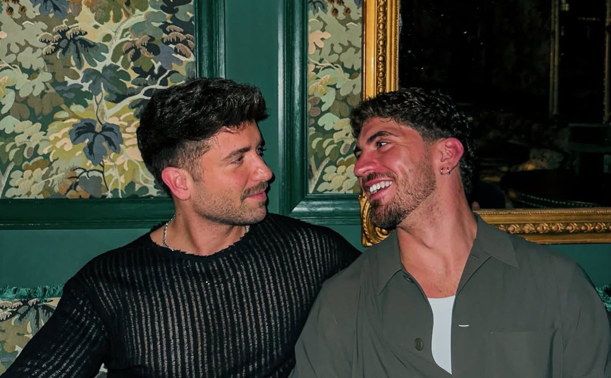 Las fotos y el mensaje que confirmarían la relación de Pablo Alborán con Juan Sesma: "Gracias a mi novio"