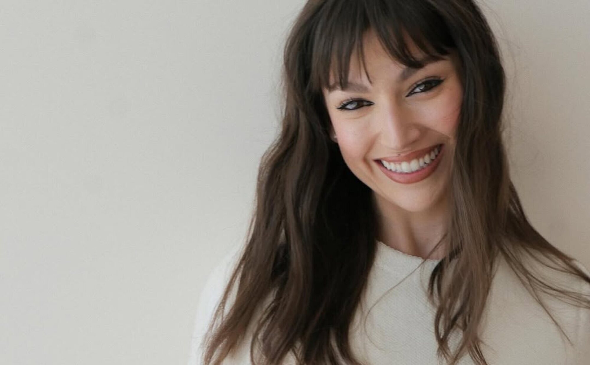 Úrsula Corberó enternece a sus seguidores con la primera foto de Chino Darín con su bebé recién nacido