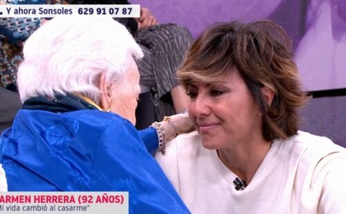 Las emotivas palabras de Sonsoles Ónega en su vuelta al trabajo tras la muerte de su padre: "Huérfanos de su mirada azul"