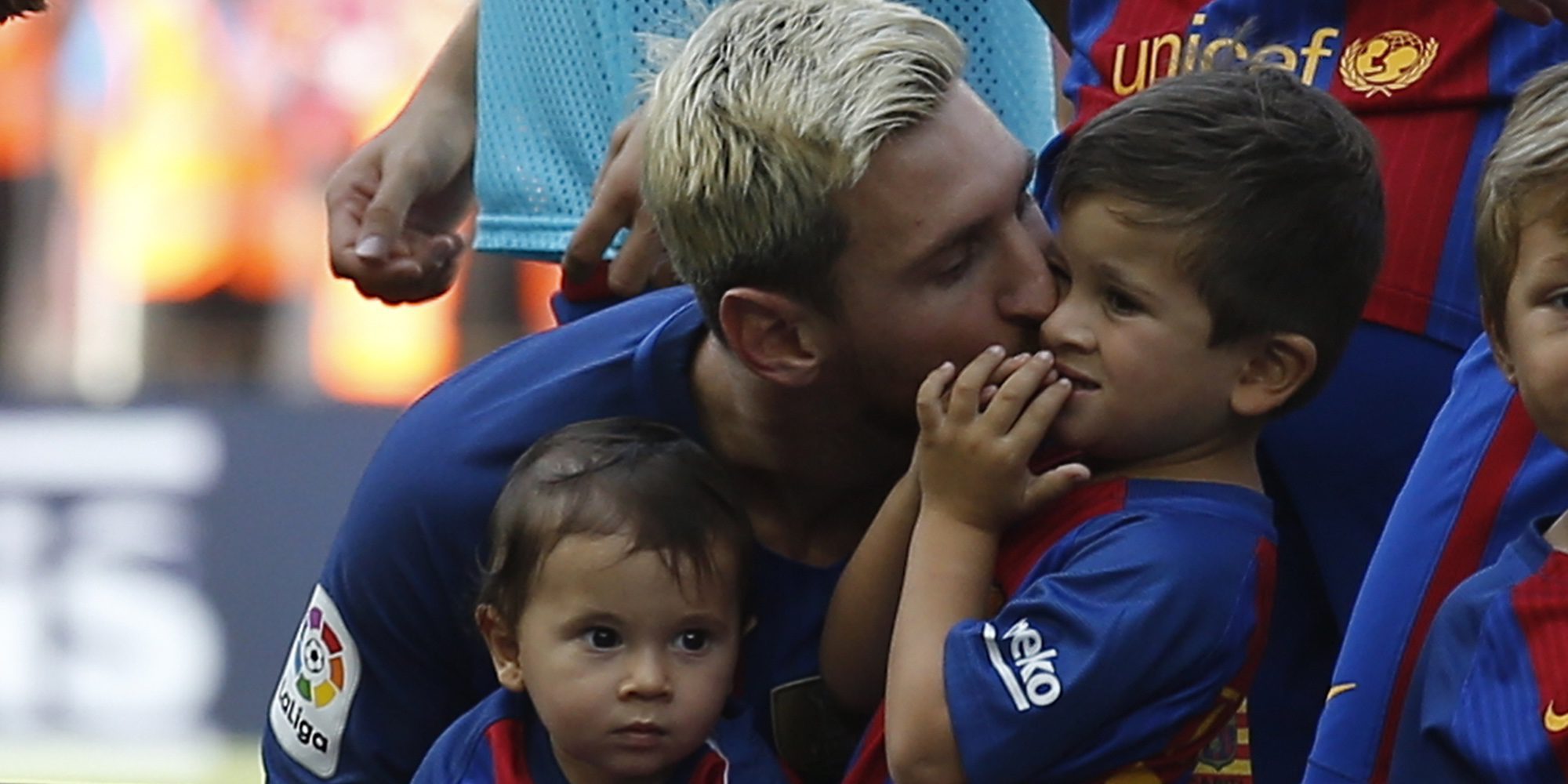 Milan y Sasha Piqué y Thiago y Mateo Messi arrancan la temporada pisando el Camp Nou
