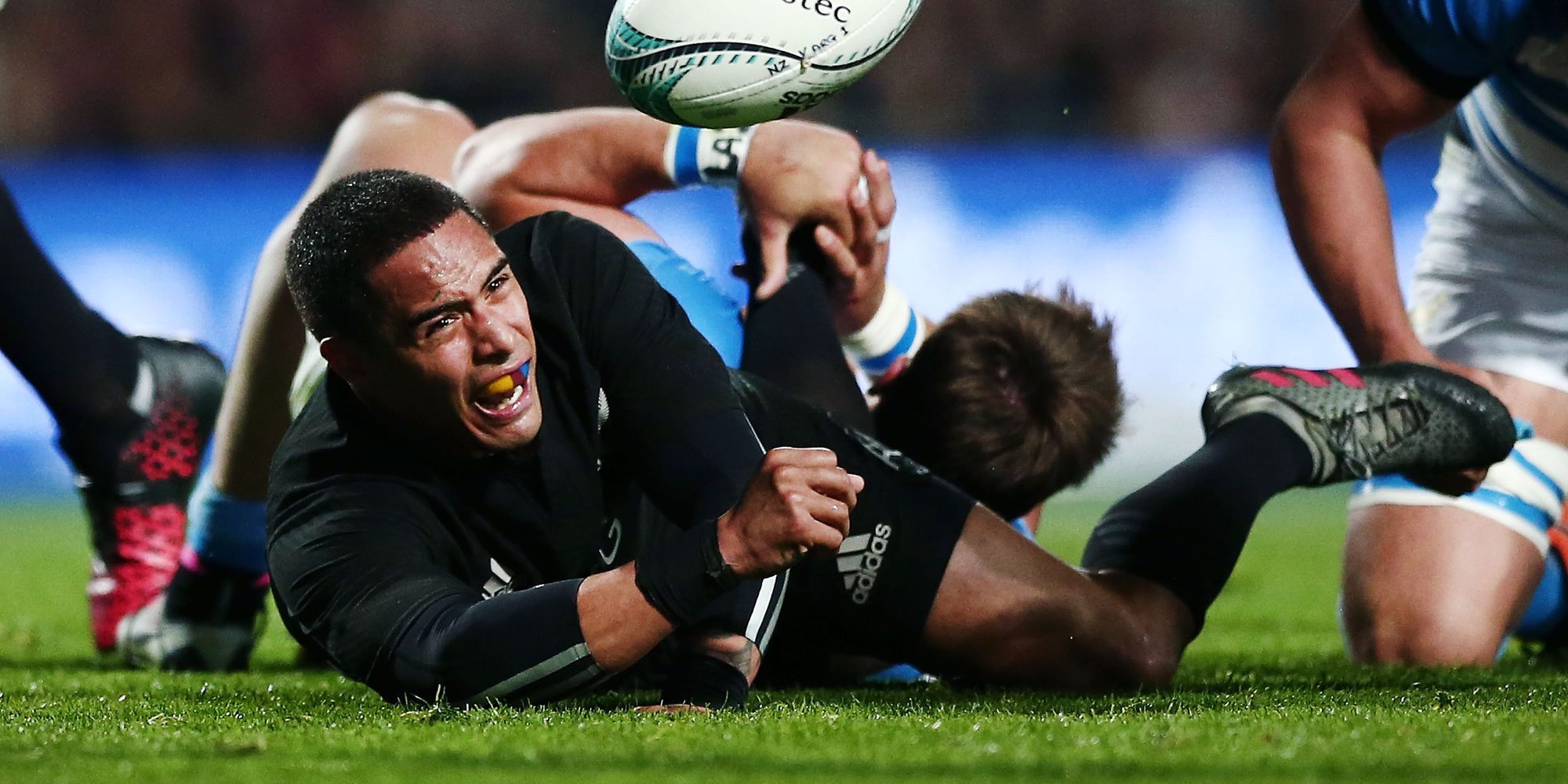 Un partido de sanción para Aaron Smith, jugador de los 'All Black', por practicar sexo en un aeropuerto