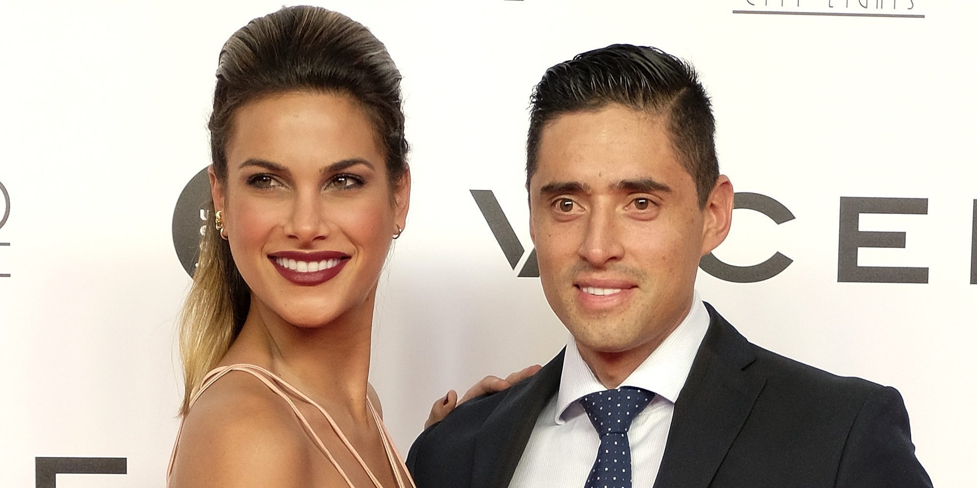 La Miss España Carla Barber ('Supervivientes 2016') anuncia su compromiso con Camilo Esquivel