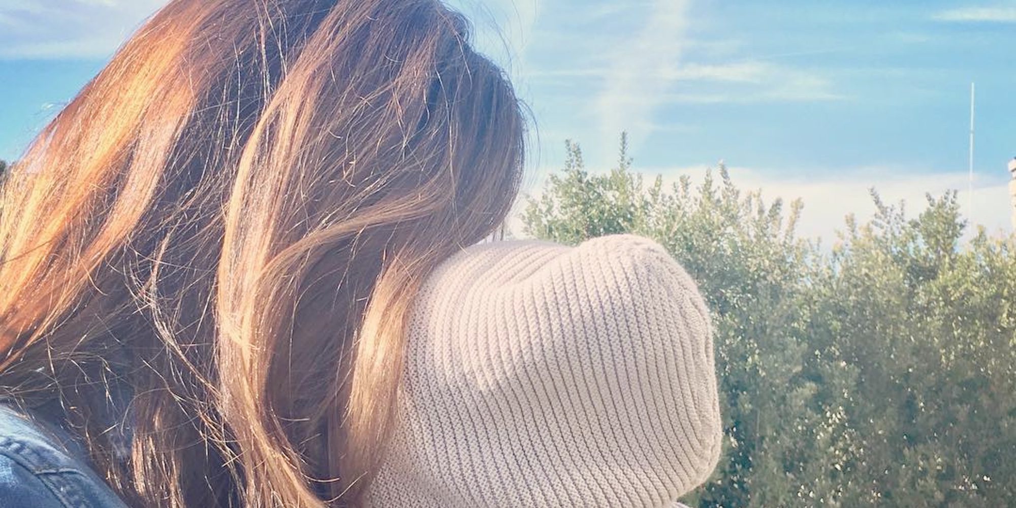 Sara Carbonero enseña la carita de Lucas Casillas... ¿por descuido?