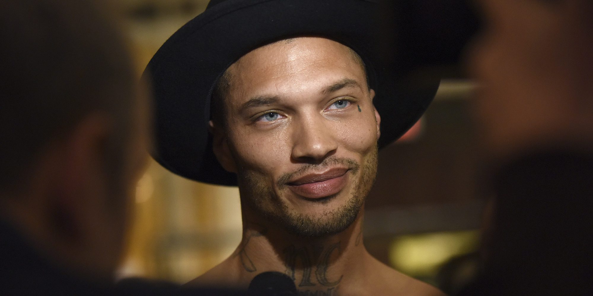 La mujer de Jeremy Meeks le pide el divorcio tras su infidelidad con la heredera de Topshop, Chloe Green