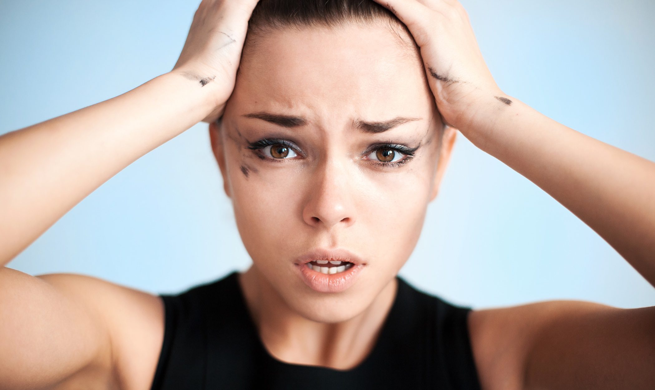 Cómo evitar el efecto 'ojo de panda' durante la fiesta de Nochevieja