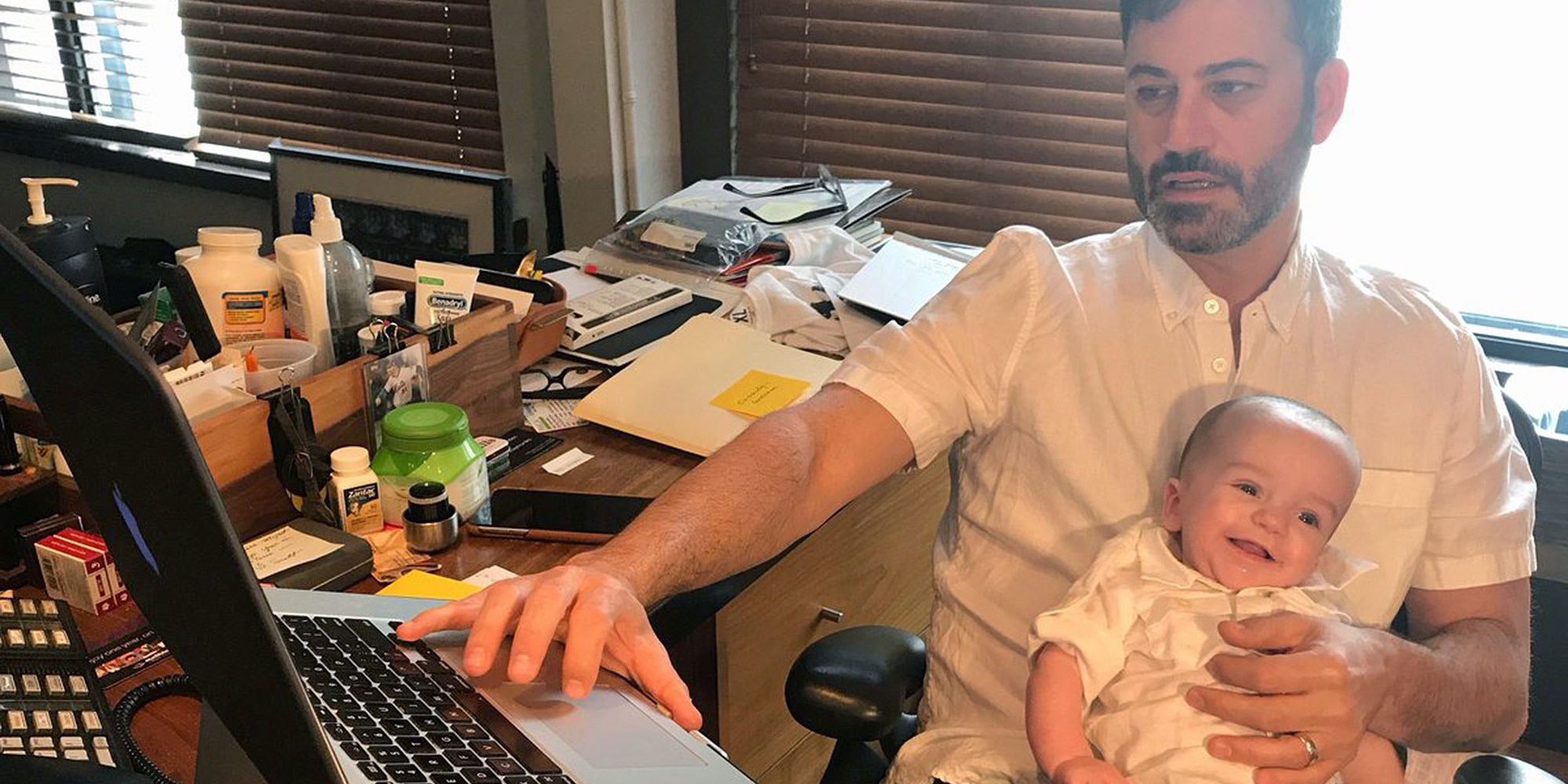 Jimmy Kimmel celebra con orgullo los 6 meses de su hijo Billy, nacido con una cardiopatía