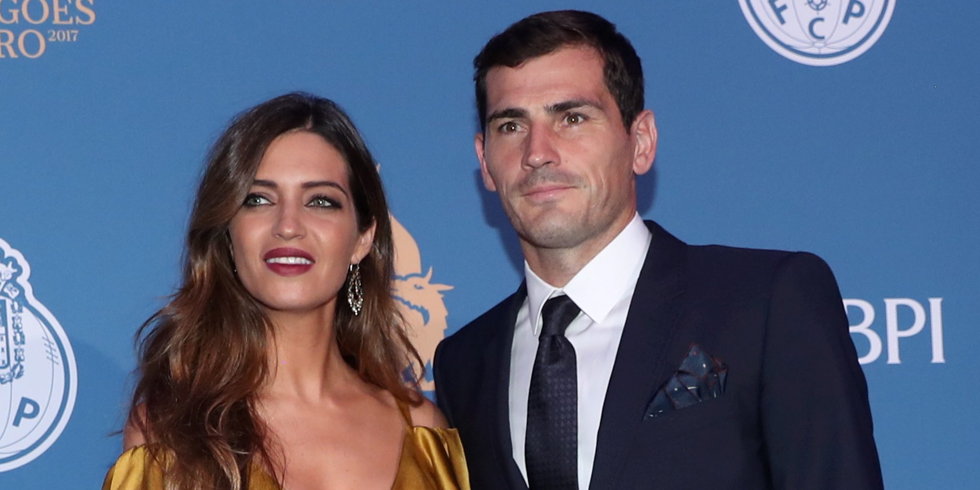 Sara Carbonero e Iker Casillas acaparan todas las miradas en la Gala de los Dragones de Oporto