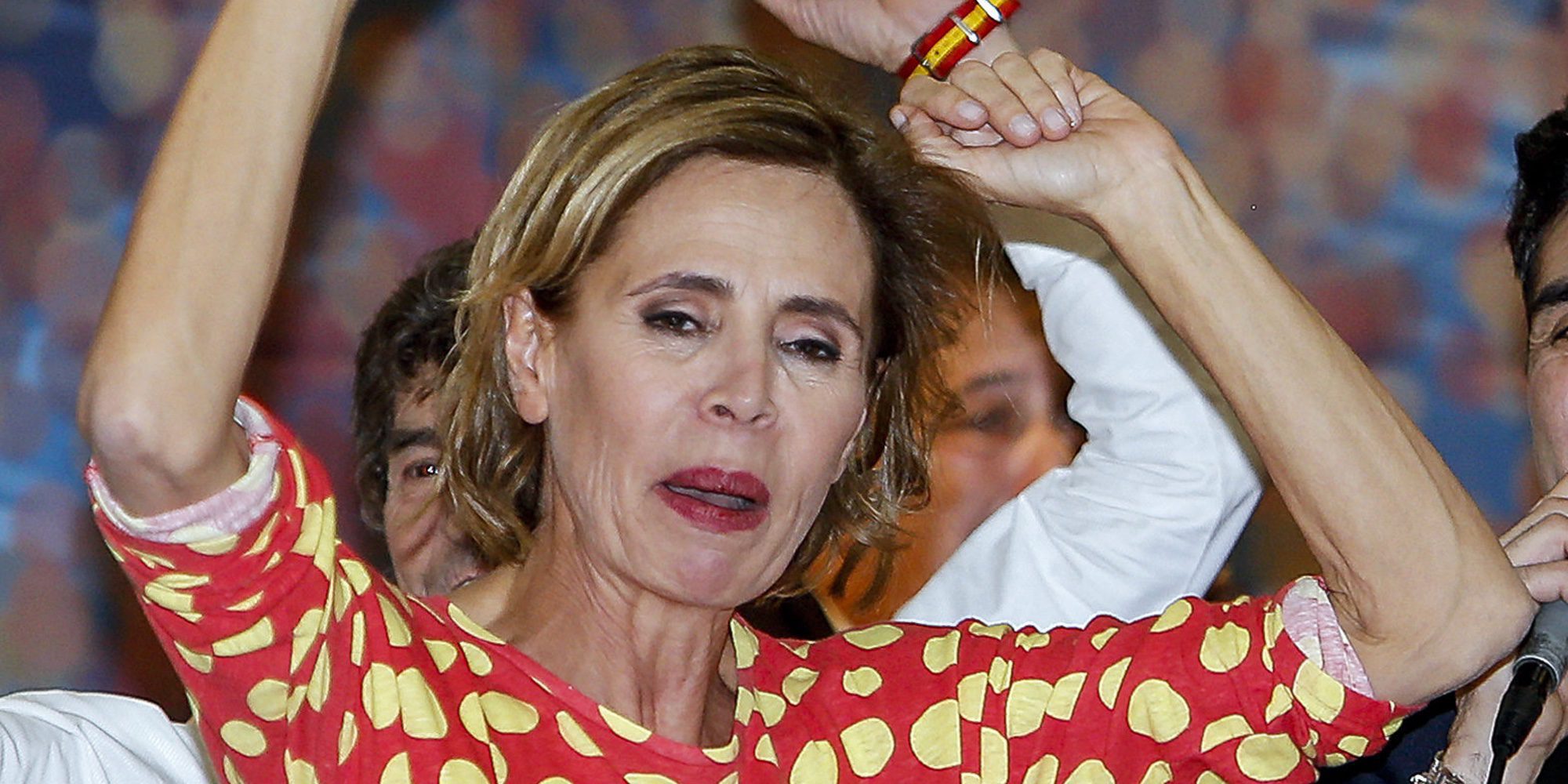 Ágatha Ruiz de la Prada será operada de la muñeca tras caerse del caballo