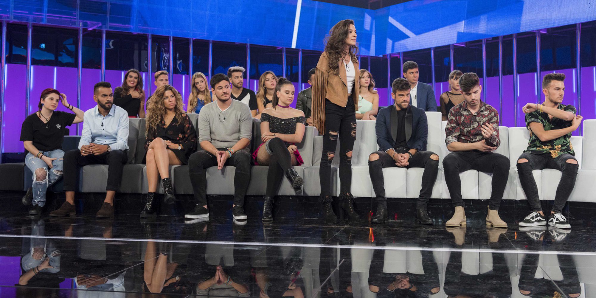 Los 16 concursantes de 'Operación Triunfo 2017' se reencuentran en el ensayo de la gala de Navidad
