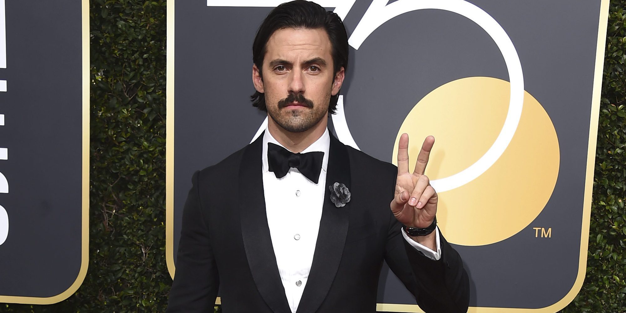 Milo Ventimiglia se cayó a la piscina en la fiesta de HBO tras los Globos de Oro 2018