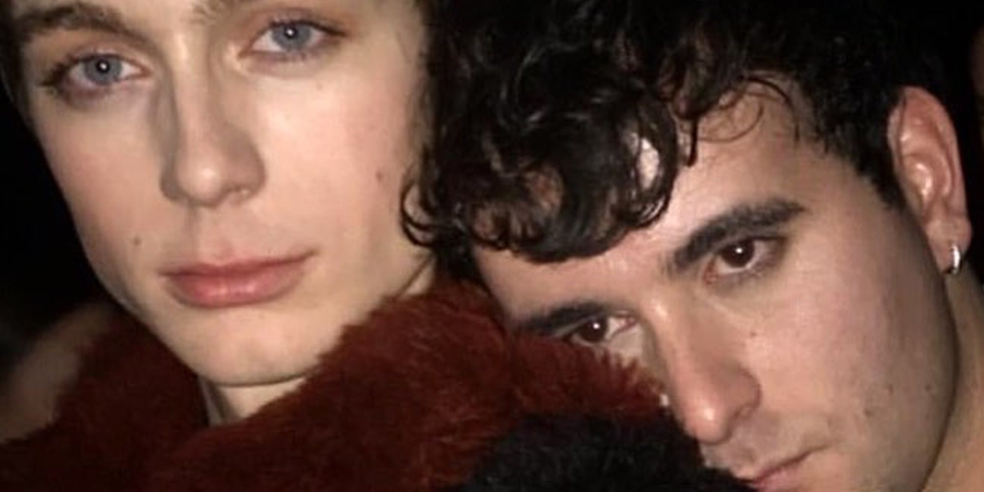 El novio de Palomo Spain se cuela en 'Maestros de la costura' para que le prueben unos vaqueros