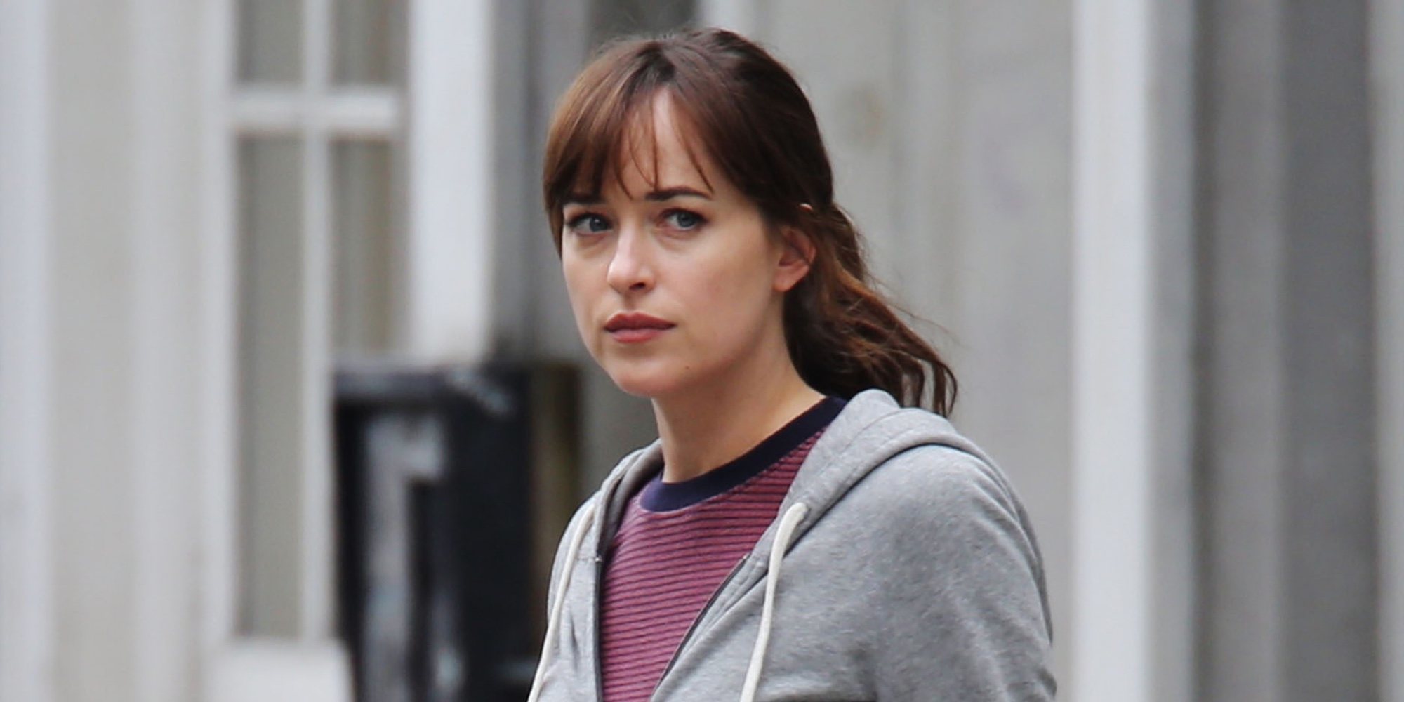 Dakota Johnson confiesa que tuvo que ir a terapia después de rodar la película 'Suspira'