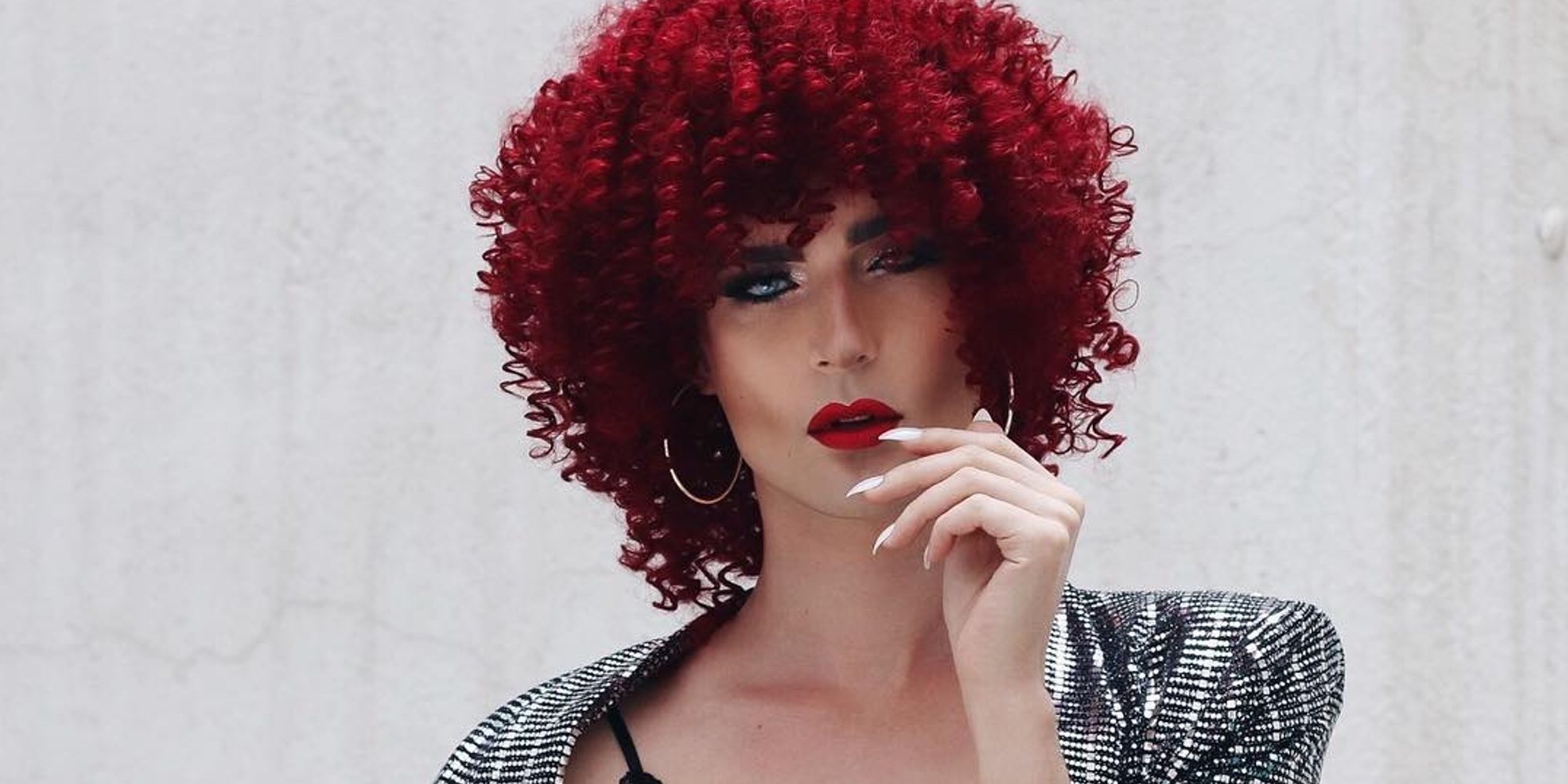 Así es la nueva imagen de Miguel Vilas: ahora se llama Mari Carmen