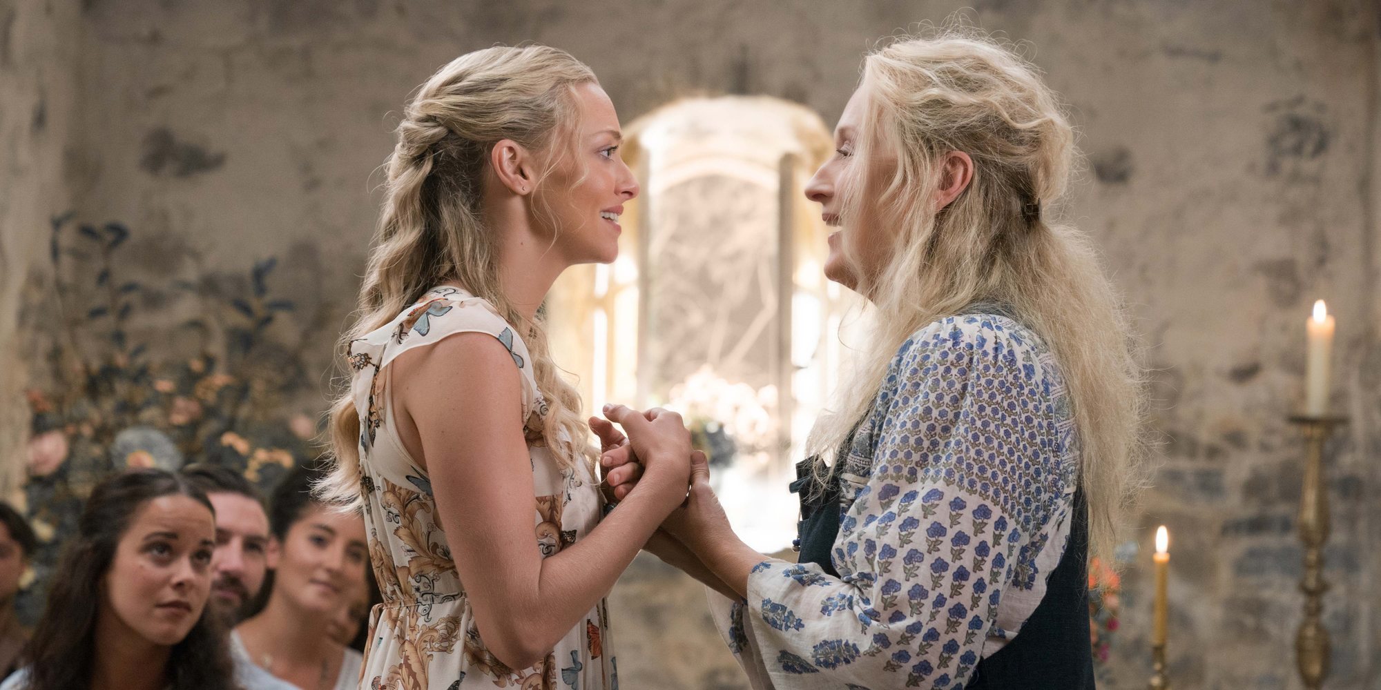 Clip exclusivo de 'Mamma Mia! Una y otra vez': así cantan Lily James, Alexa Davies y Jessica Keenan Wynn