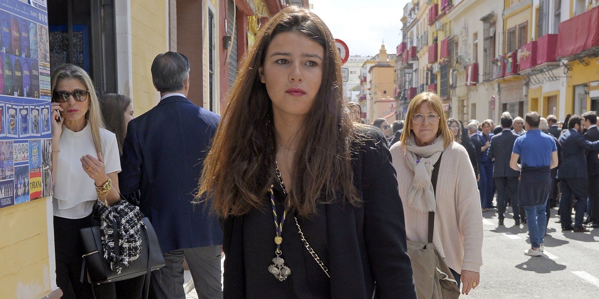 Cayetana Rivera recibe amenazas en Ghana mientras realiza su voluntariado y regresa a España