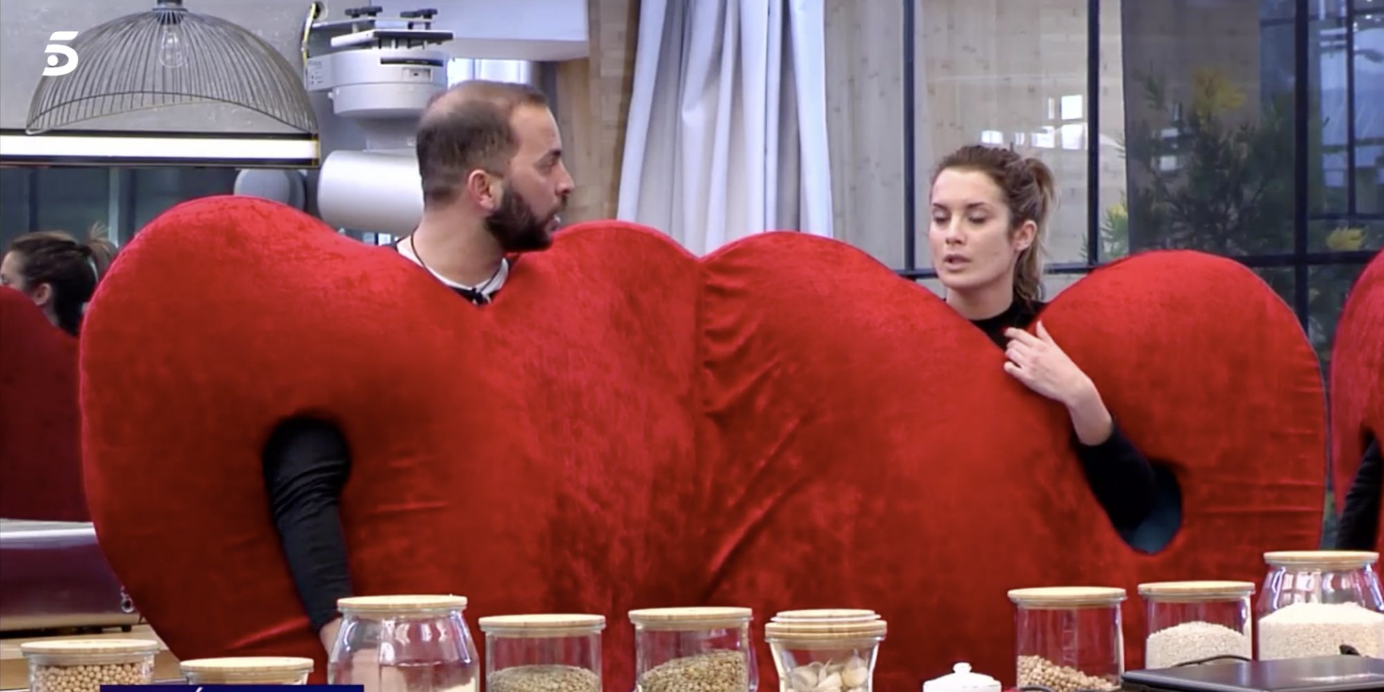 Candela, celosa de la relación de Antonio Tejado con Sofía Suescun en 'GH DÚO': "Deja de hablar con ella"
