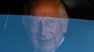 Manifestaciones contra Carlos III por las últimas noticias sobre su hermano: "¿Desde cuándo sabías lo de Andrés y Epstein?"