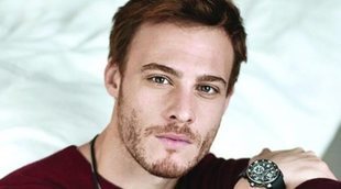 Así es Kerem Bürsin, el pelirrojo turco que podría arrebatarle el puesto a Can Yaman