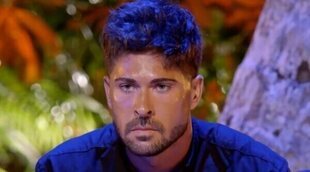Manuel se sincera en su primera hoguera en 'La isla de las tentaciones': "Me estoy emocionando y no quiero"