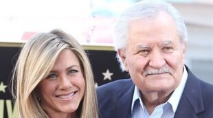 Muere el padre de Jennifer Aniston a los 89 años