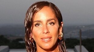 Las imágenes más cariñosas de Anabel Pantoja con David en la playa