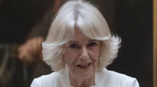 La incomodidad de la Reina Camilla al verse obligada a bailar en Kenya