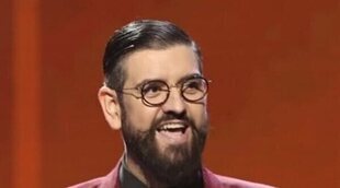 Manu Sánchez recibe el Premio Iris y emociona con su discurso: "Creo que tampoco me he merecido este cáncer"