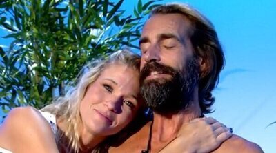 "Estoy en casa": el emotivo reencuentro de Álex Adrover con Patricia Montero tras abandonar 'Supervivientes 2025'