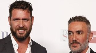 Kiko Hernández se encadena junto a su marido, Fran Antón, e inician una huelga de hambre