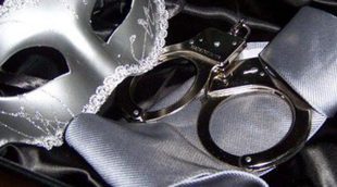 Las extravagantes prácticas sexuales de la triología de '50 sombras de Grey' provocan cada vez más accidentes sexuales