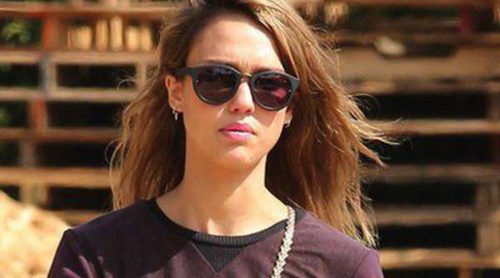 Jessica Alba y su hija Honor eligen las calabazas para decorar su casa en Halloween