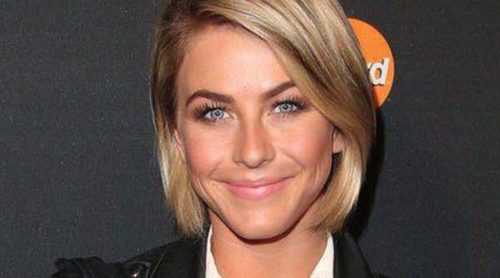 Julianne Hough recibe un aluvión de críticas por su disfraz