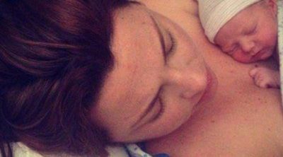 Amy Lee, de Evanescence, y Josh Hartzler, se convierten en padres de un niño