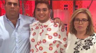 Los padres de Sema relatan en 'Sálvame Deluxe' la dura infancia de su hijo: "Sufrió acoso escolar por parte de un profesor"