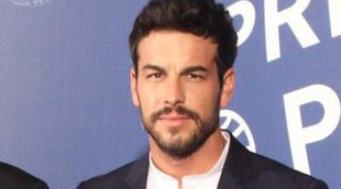 Mario Casas se derrite hablando de su novia Berta Vázquez: "Es una mujer bellísima"