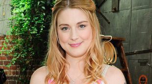 Alexandra Breckenridge anuncia el nacimiento de su primer hijo