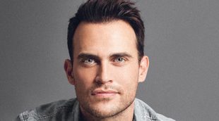 Cheyenne Jackson y Jason Landau presentan a sus mellizos
