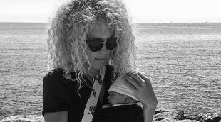 Azahara y Juanma llevan a Natura por primera vez al mar