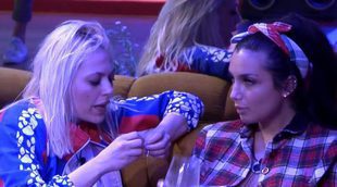 Elettra deja claro a Daniela que no quiere nada con ella