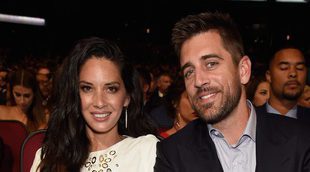Olivia Munn rompe con Aaron Rodgers tras comprometerse