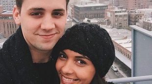 Jessica Lucas ('Gotham') y Alex Jermasek se comprometen tras 4 años juntos