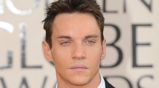 Jonathan Rhys Meyers recae en el alcohol