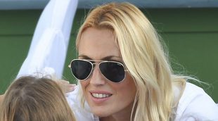 Carolina Cerezuela se lleva a sus hijos al tenis para que animen a Moyá