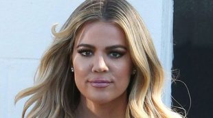 Khloe Kardashian reaparece para animar a su novio