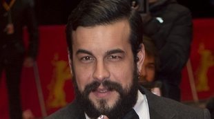 Mario Casas, pillado besando a una mujer
