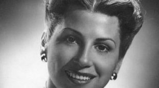 Muere Nancy Sinatra, primera mujer de Frank Sinatra, a los 101 años