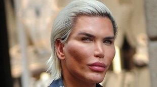 El Ken human, Rodrigo Alves, detenido por no parecerse a la foto de su pasaporte