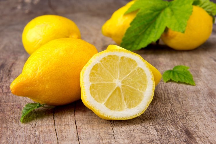El limón es un cítrico ideal para los postres