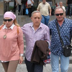 José Antonio Rodríguez, Gloria y Amador Mohedano visitan a Ortega Cano