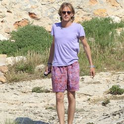 Andrea Casiraghi en las rocas
